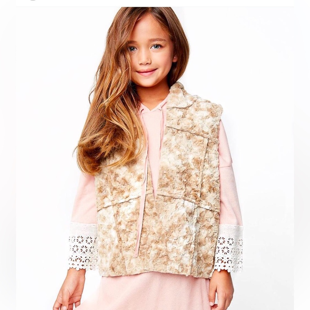 Hayden Girls Vest Size 9-10